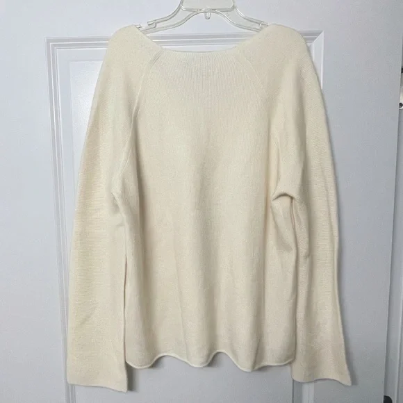 Vince 100% Cashmere Pullover Sweater - Picture 5 of 5